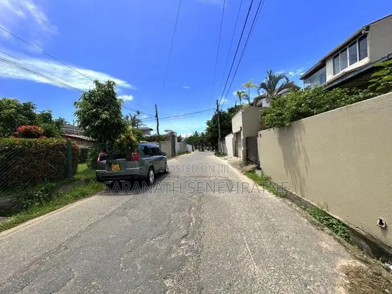 Land For Sale in Bellanwila Boralesgamuwa Vihara Mw