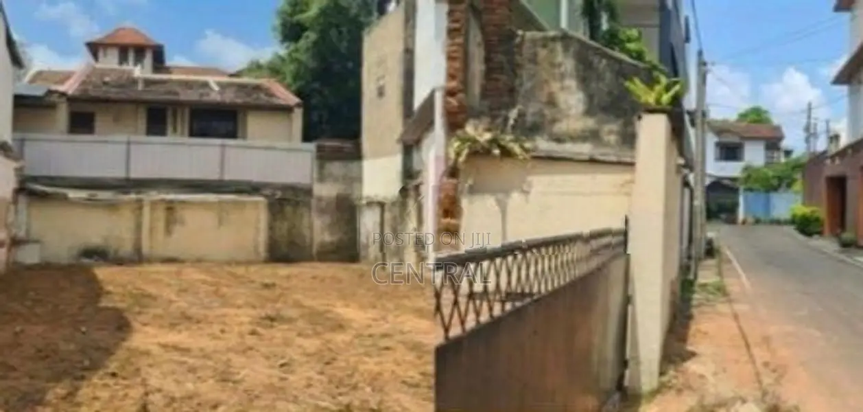 Commercial/ Residential Land for Sale in Nawala (C7-10239)