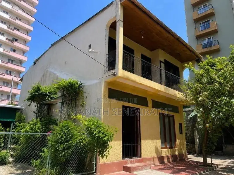 House For Land Value Sale in Colombo 6 Wellawatte