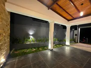 Architecture Designed Luxury House in Kahatuduwa