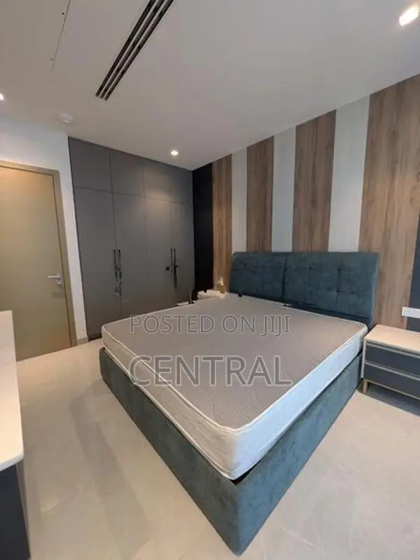 Furnished Apartment for Rent in 606 Address, Colombo 3 (C7-10237)