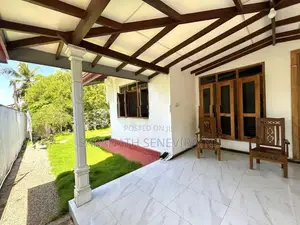House in Kahathuduwa Kesbewa