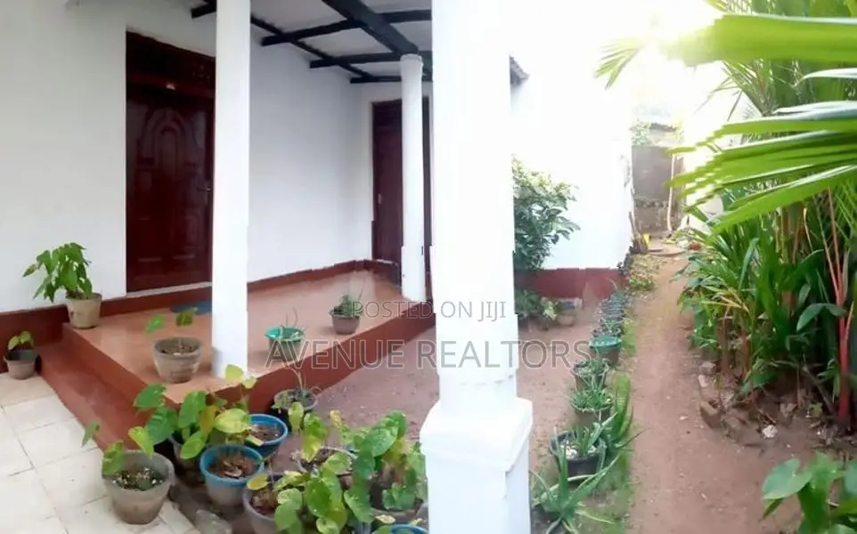 12 Perch 4BR House for Sale in Malabe (HS4718)