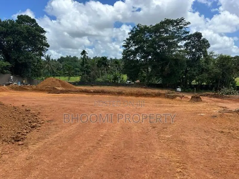 Land in Homagama
