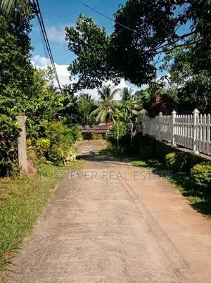 පාදුක්ක – හොරණ පාරට ඉතා ආසන්නයෙන් සුපිරි බිම් කොටසක් / DU 12205