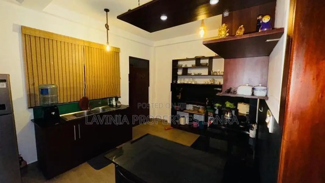 House for Sale at BoralesgamuwaTHA064H