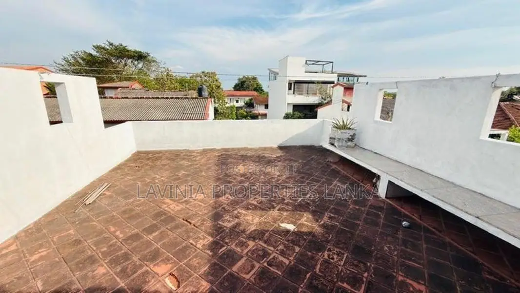 House for Sale at BoralesgamuwaTHA064H