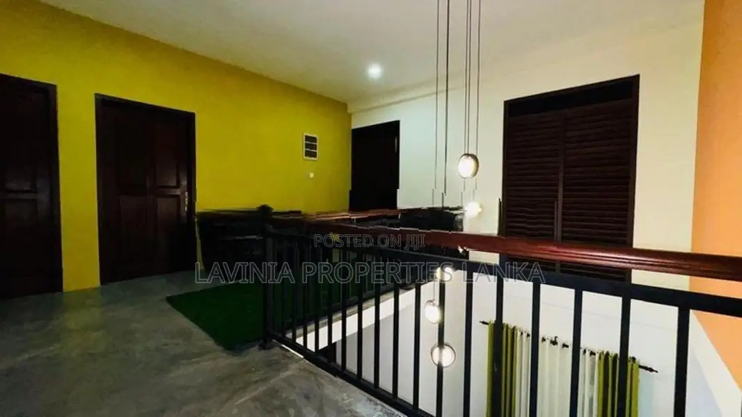 House for Sale at BoralesgamuwaTHA064H