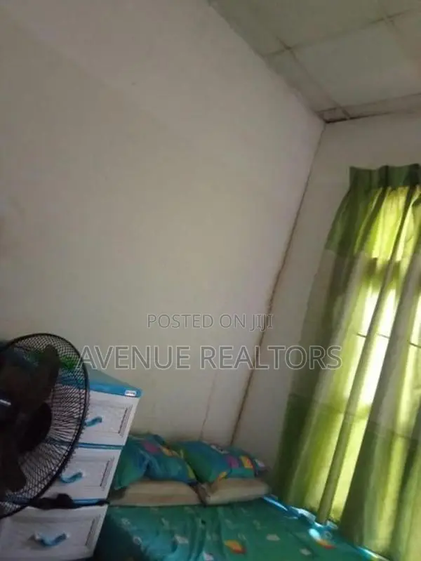 15 Perch Land with House for Sale in Kaduwela (LA4719)