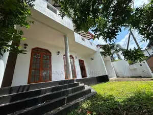 House For Sale in Jothipala Rd Malabe