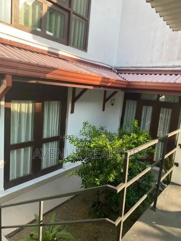 10 Perch 3BR Two-Storey House for Sale in Malabe (HS4720)
