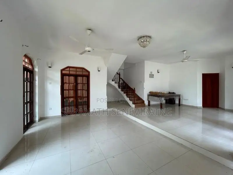 House For Sale in Jothipala Rd Malabe