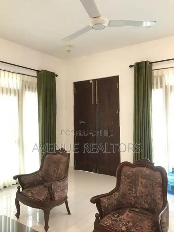 10 Perch 3BR Two-Storey House for Sale in Malabe (HS4720)
