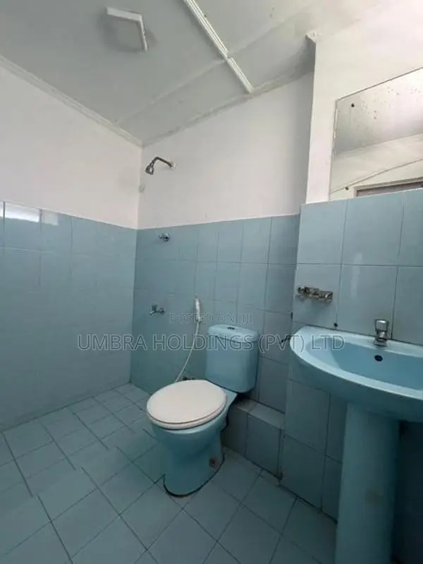 House For Rent In Close to Pitthala Junction Colombo 3 - 3953U/1