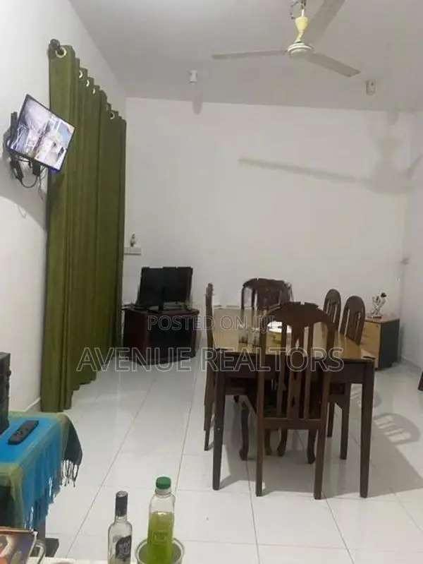 10 Perch 3BR Two-Storey House for Sale in Malabe (HS4720)
