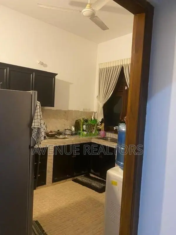 10 Perch 3BR Two-Storey House for Sale in Malabe (HS4720)