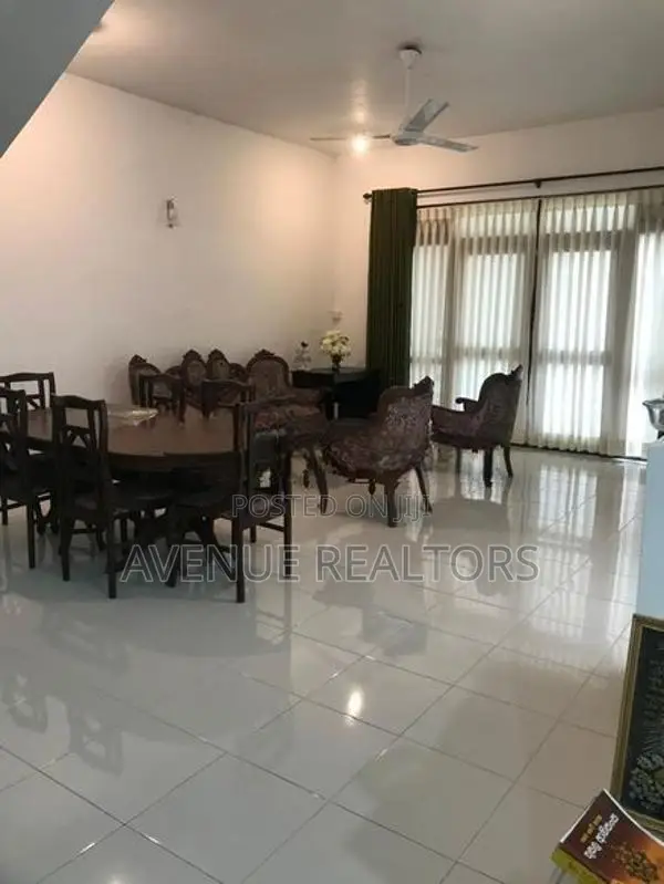 10 Perch 3BR Two-Storey House for Sale in Malabe (HS4720)