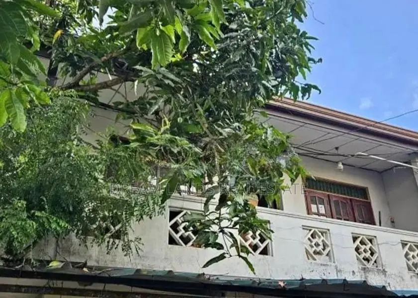 Upper floor for rent pitakotte