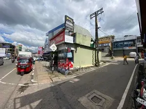 Old House Land Value - 50 Meters Away From Nugegoda Junction Commercia
