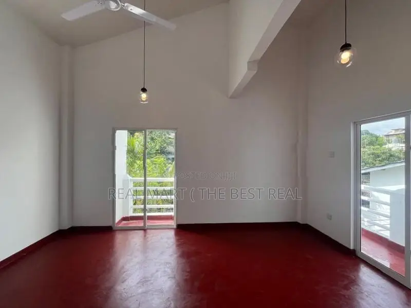 NUGEGODA : 7-BR (19.75P) LUXURY HOUSE FOR SALE