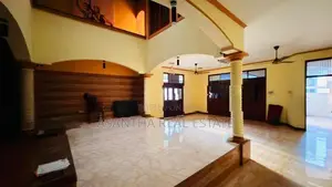 (AF10) 02 Story House With 27.4 P Sale At Nawala
