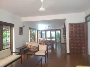 Super Luxury House for Rent in Torrington Avenue Colombo 07 [ 2222C ]
