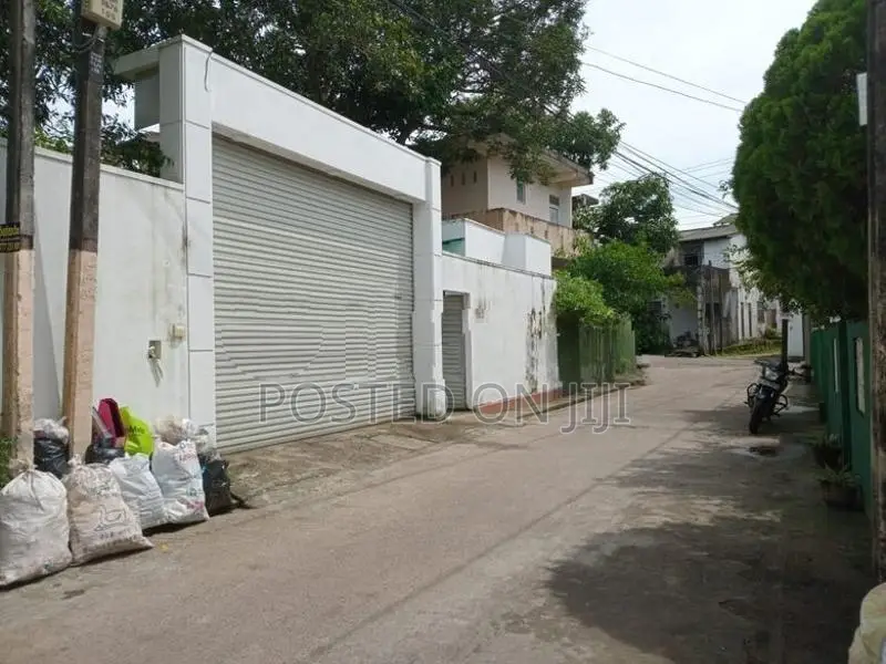 Upstair House For Rent With Furniture at Erawwala, Pannipitiya