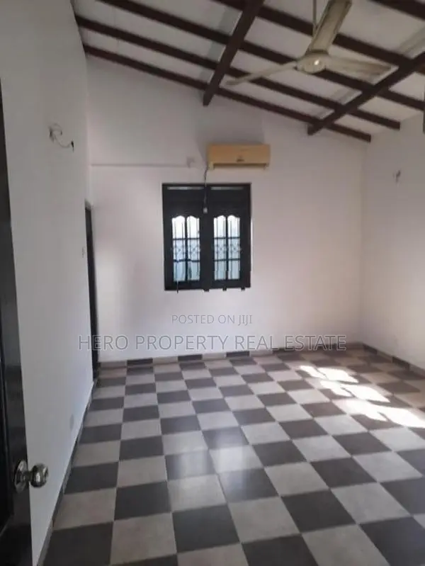 HWR200 - Modern House for Rent in Rajagiriya