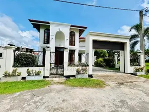 Super Luxury Quality House for Sale in Negombo
