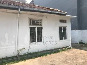 22P Property on Galle Road in a Private FOR SALE Colombo 6