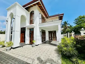 Super Luxury Quality House for Sale in Negombo