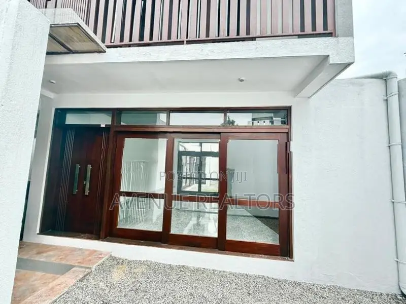 10 Perch Brand New 5BR House for Sale in Kaduwela (HS4721)