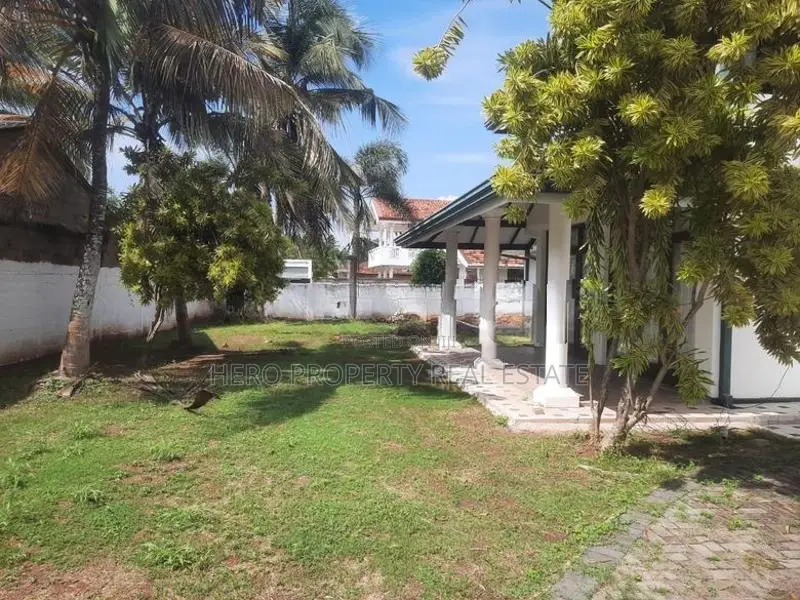 Modern House for Rent in Negombo Daluwakotuwa