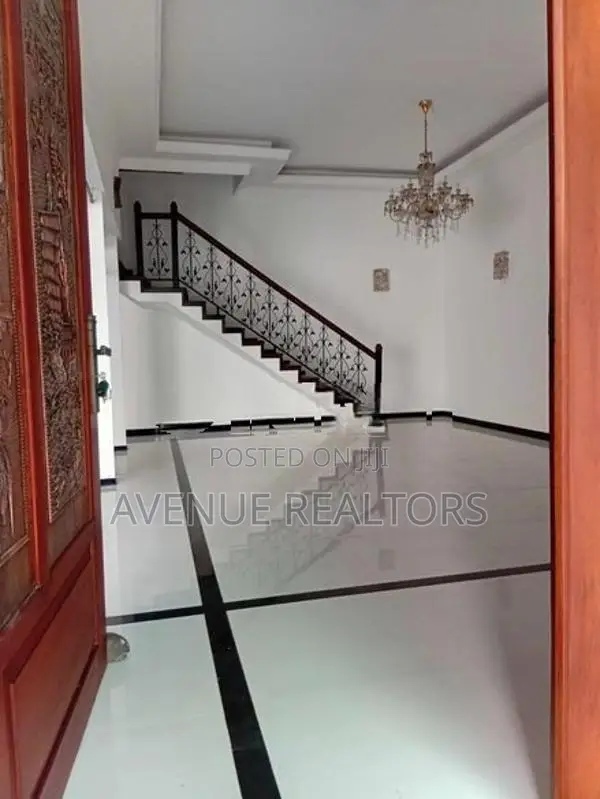 Brand New 4BR House for Sale in Battaramulla (HS4724)