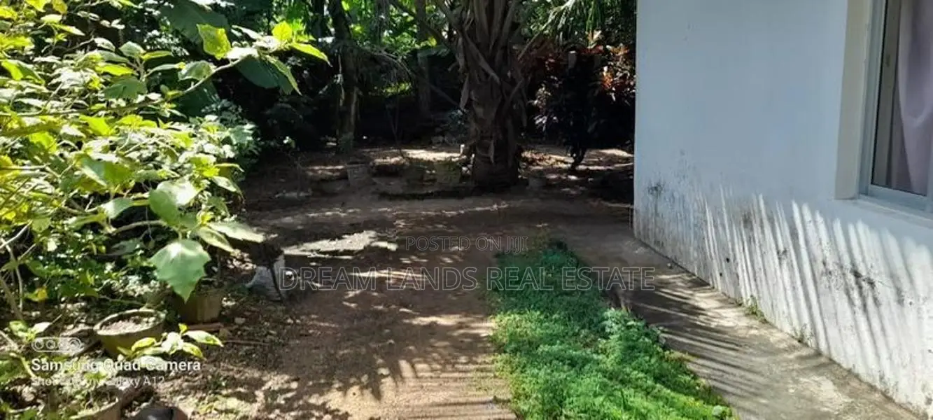 COMMERCIAL LAND FOR SALE IN MOUNT LAVINIA (SP1244)