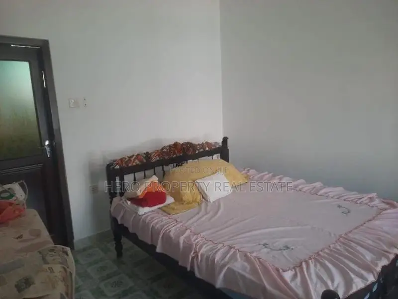 Modern House for Rent in Negombo Daluwakotuwa