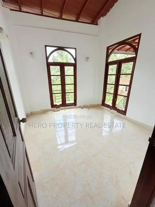 HJR181 - Apartment Type 2nd floor House for Rent in Balummahara 🏠