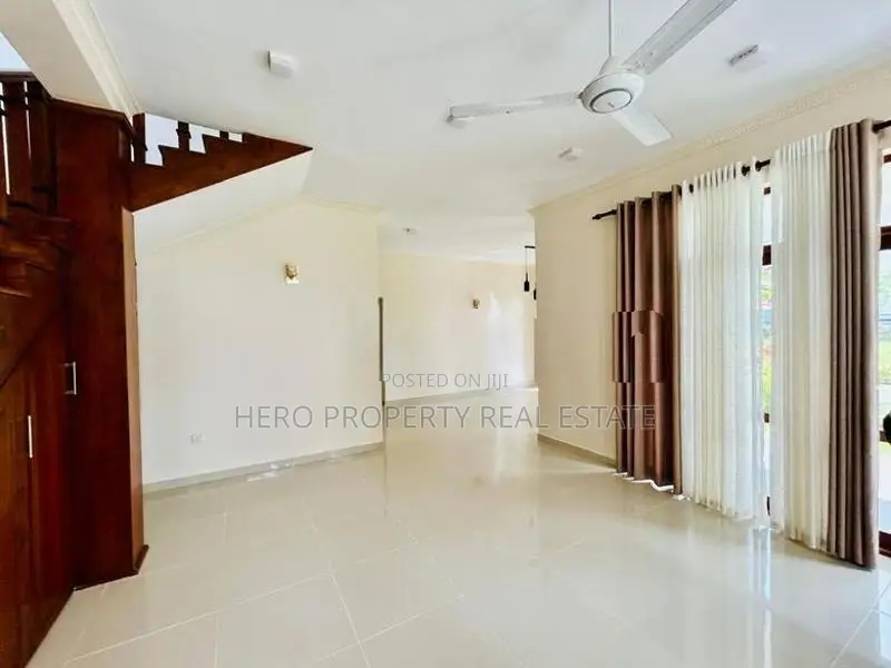 Super Luxury Quality House for Sale in Negombo