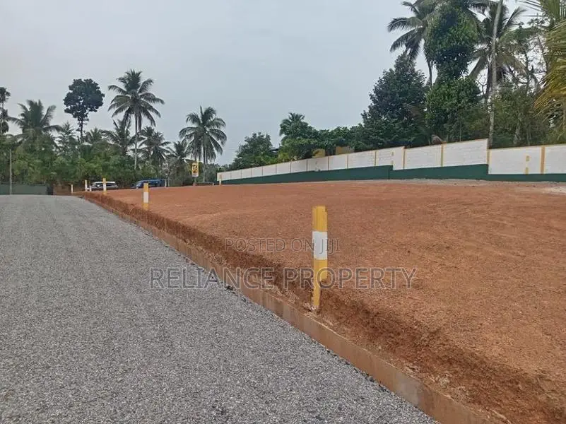 Live in Green and Calm Environment Munamale Land