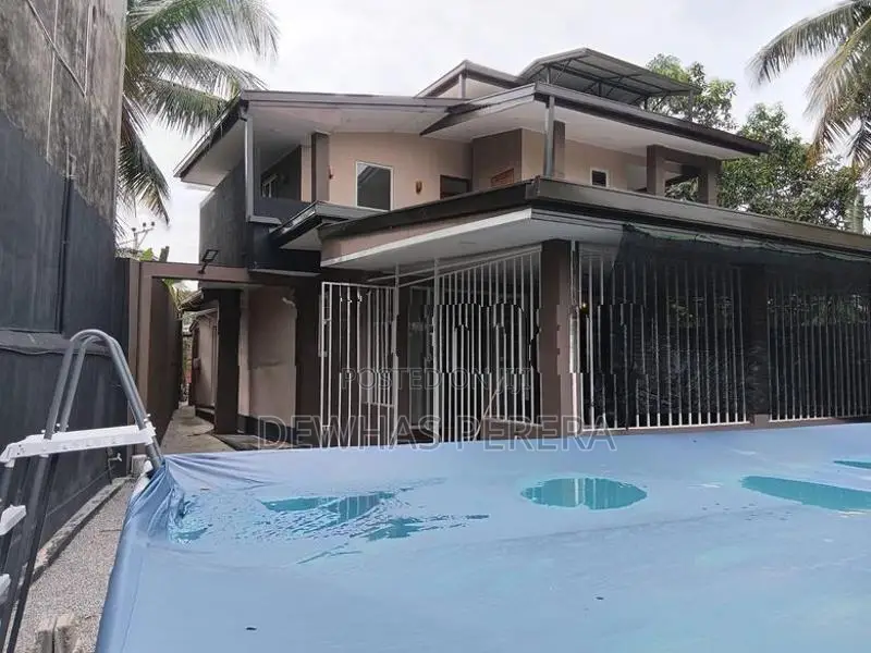 furnished super luxury house solar/ pool with kanuwana ja ela