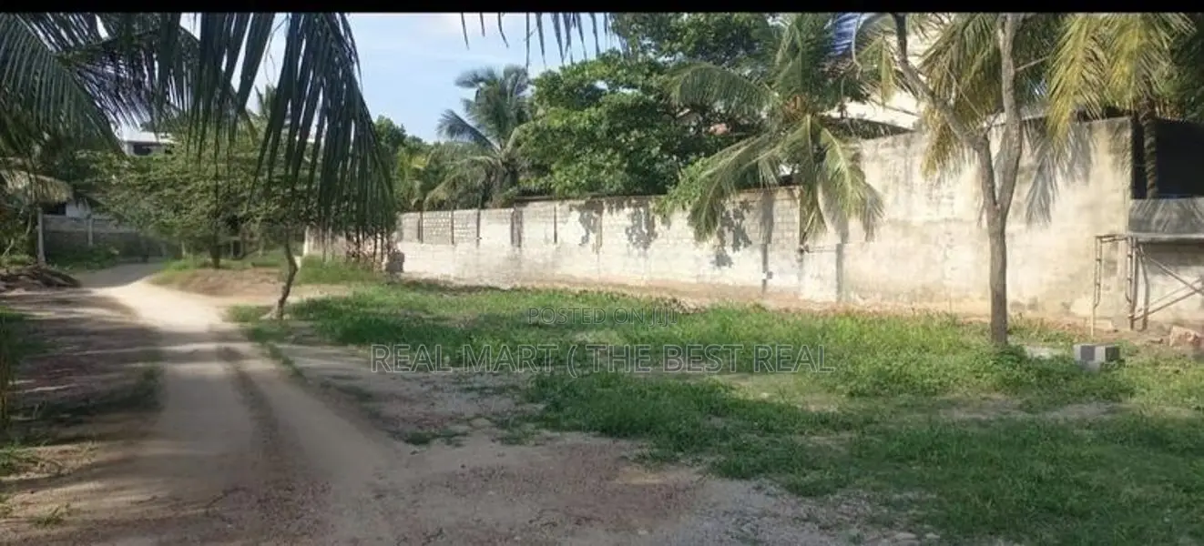 BATTARAMULLA : 53 PERCHES PRIME LAND FOR SALE