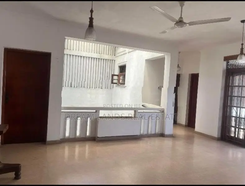 4BED HOUSE FOR RENT IN COLOMBO 05 (SP1247)