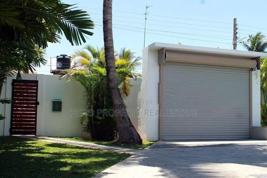 Stunning Fully Furnished Villa for Rent in Daluwakotuwa