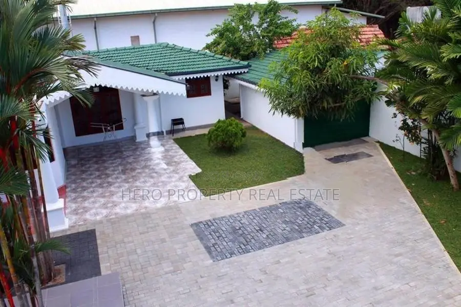 Stunning Fully Furnished Villa for Rent in Daluwakotuwa