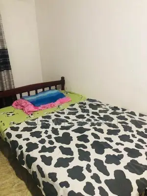 Room for rent in Kadawatha girls only