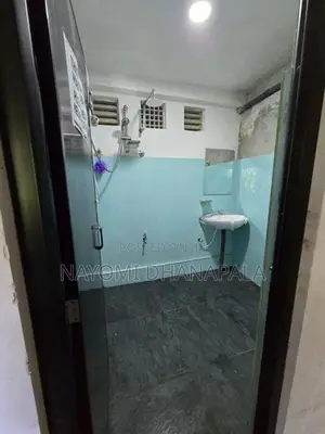 Rooms for Rent Male Only - Pilimathalawa