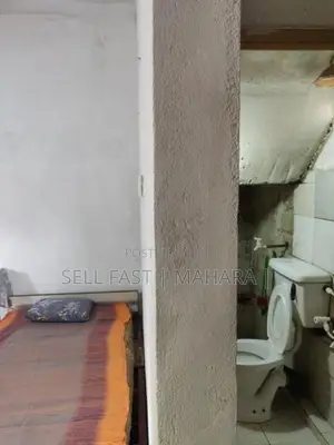 Room for rent in Kadawatha girls only