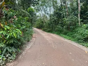 6.8 Acre Land for Sale in Hanwella (LA4730)