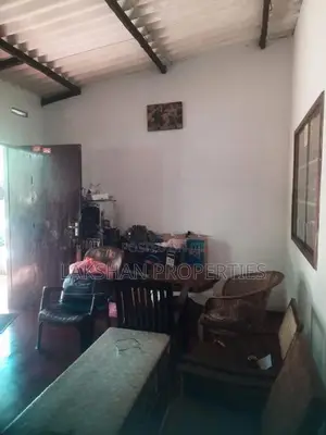 Land For Sale In Dehiwala Aththidiya