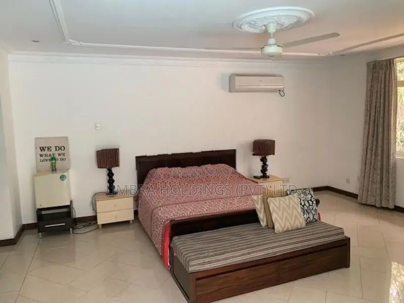 Luxury House For Rent In Pelawatta Battaramulla - 3836U